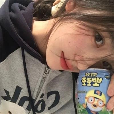 席勒：死神与少女 海报